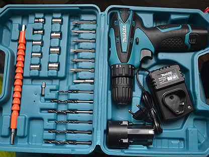 Дрель-шуруповерт Акк. Хэнд Тэк 18v (с набором бит)