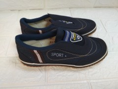 Кроссовки у. SPORT 650р.