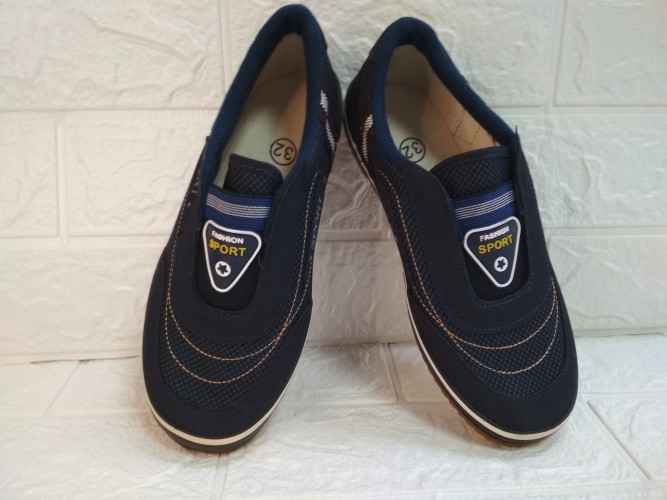Кроссовки у. SPORT 650р.
