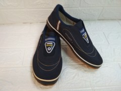 Кроссовки у. SPORT 650р.