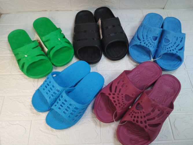 Шлепки у. (муж. жен. дет.) 200 руб.