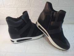 Сникерсы жен. C06LU-1 2800