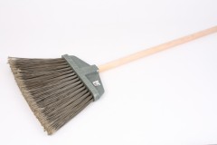 Метла пластик. плоская с черенком