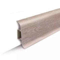 Плинтус ПВХ 34 Дуб палена с каб.кан. с рез. краем